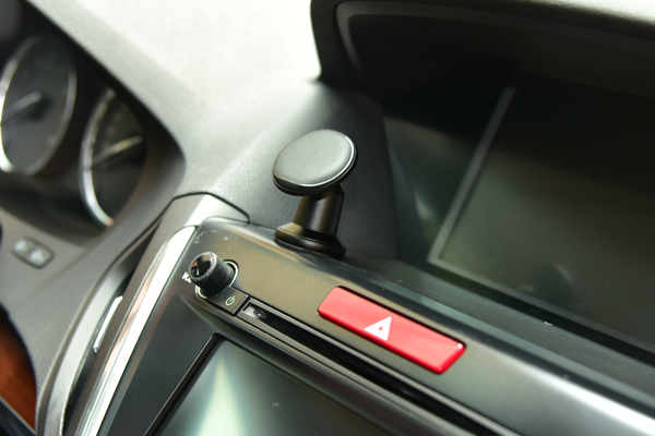 Suport telefon magnetic auto cu fixare pe bord si rotatie 360 - imagine 7
