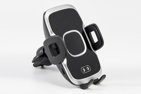 Suport telefon auto smart cu incarcare wireless fast charge si fixare in grila de ventilatie - imagine 4